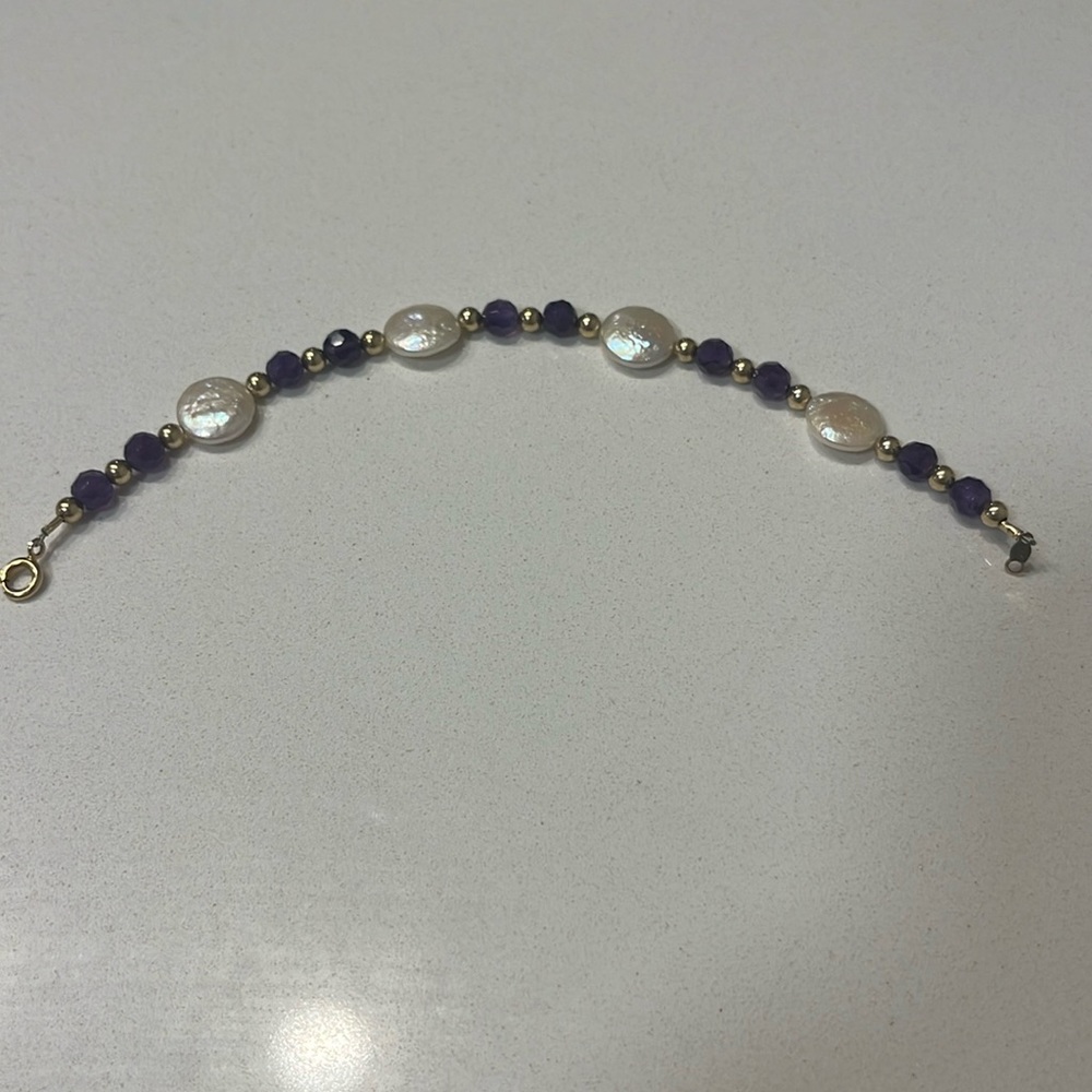 Pearl bracelet